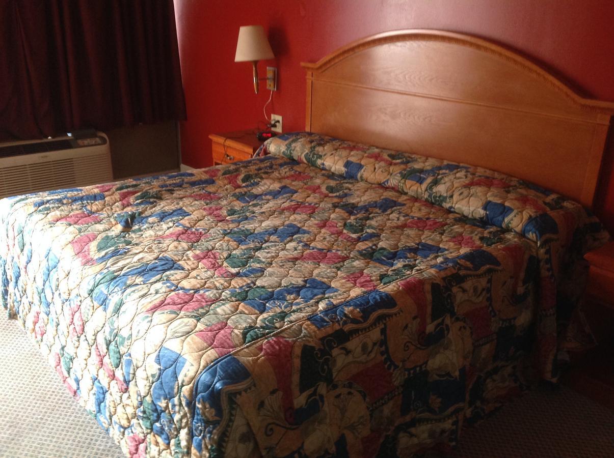 Wheatland Inn Anthony Dış mekan fotoğraf
